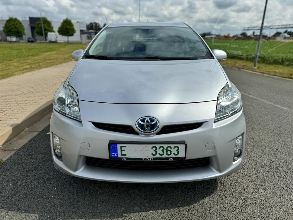 Toyota Prius 1.8 HYBRID KEYLESS HEAD-UP