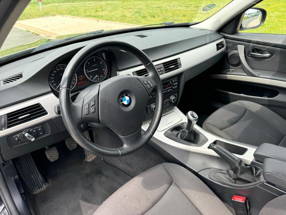 BMW 318 d 2.MAJITEL TAN SERVISKA