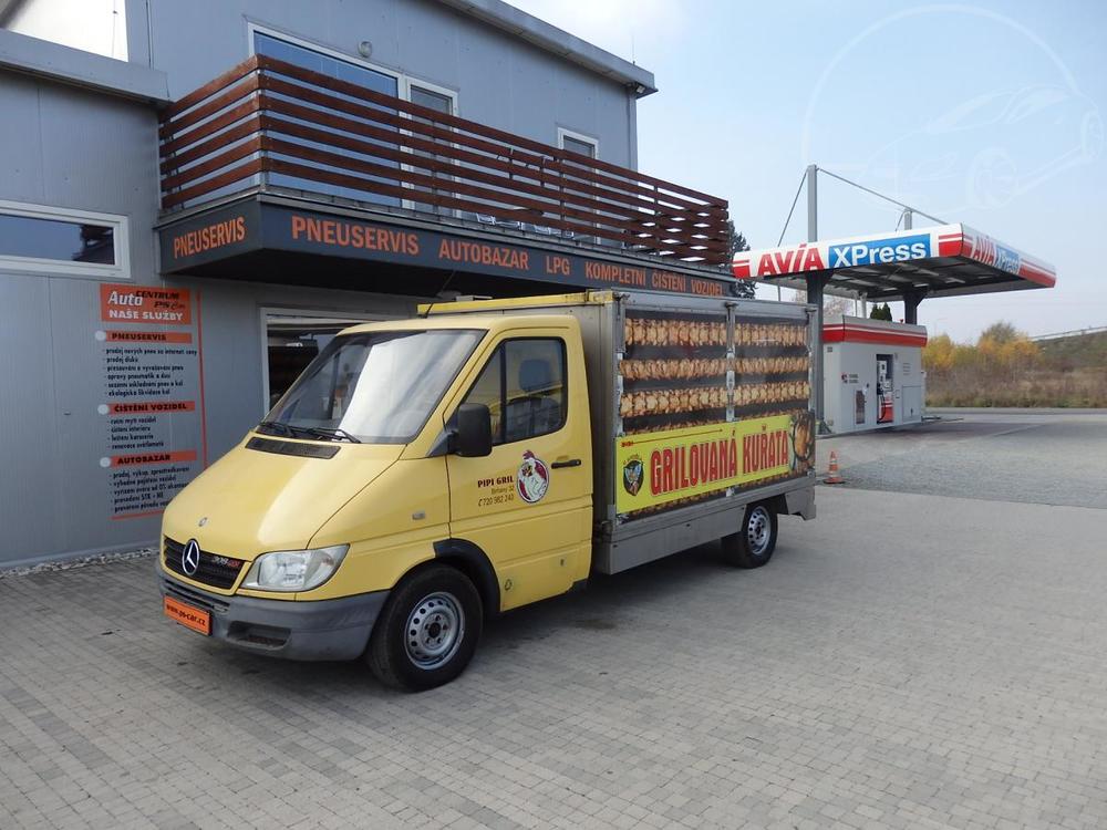 Prodm Mercedes-Benz Sprinter 2,2D POJZDN PRODEJNA