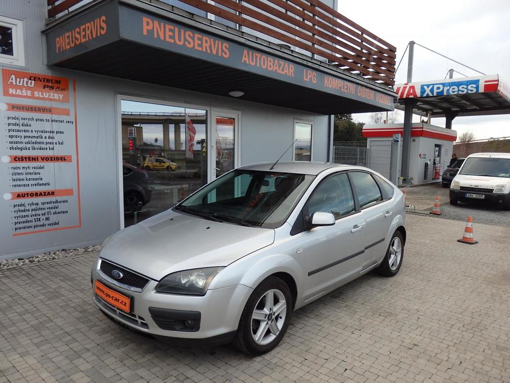 Prodm Ford Focus 1.6 16V KLIMA, 6x AIRBAG