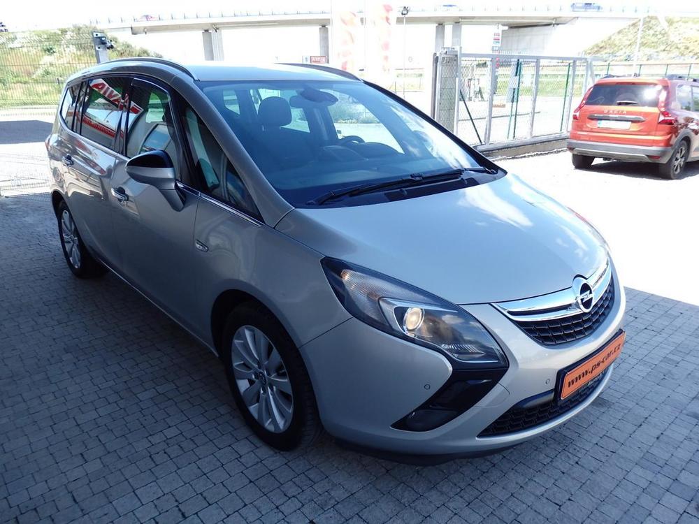 Opel Zafira Tourer 2.0 D 96 kW COSMO