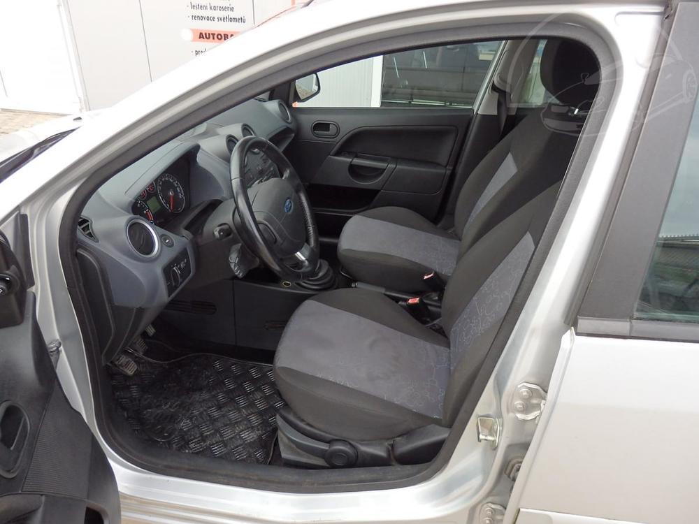 Ford Fiesta 1.4i ZLOHOVNO