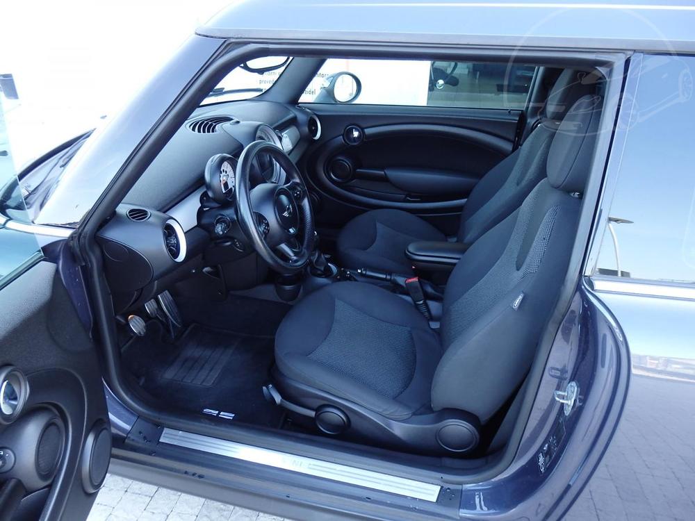 Mini Clubman 1.6i 10x AIRBAG, NAVIGACE