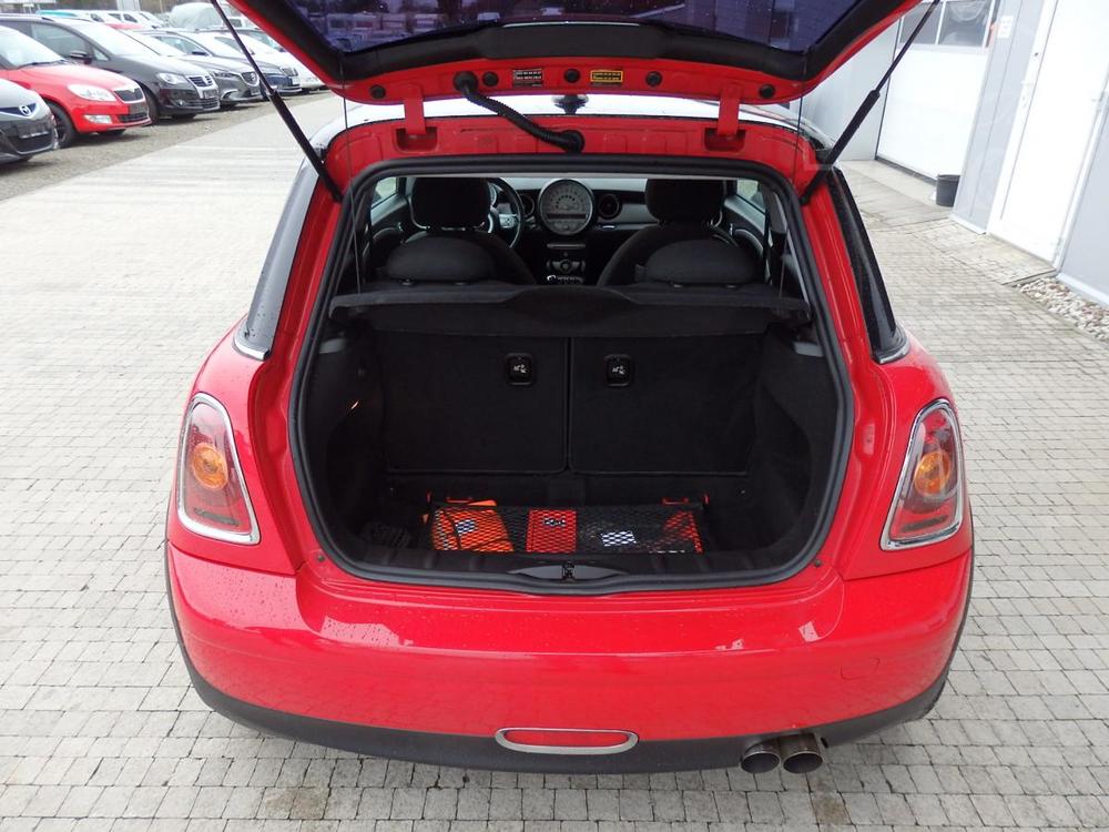 Mini One 1,4i ALU R17 VELK SERVIS