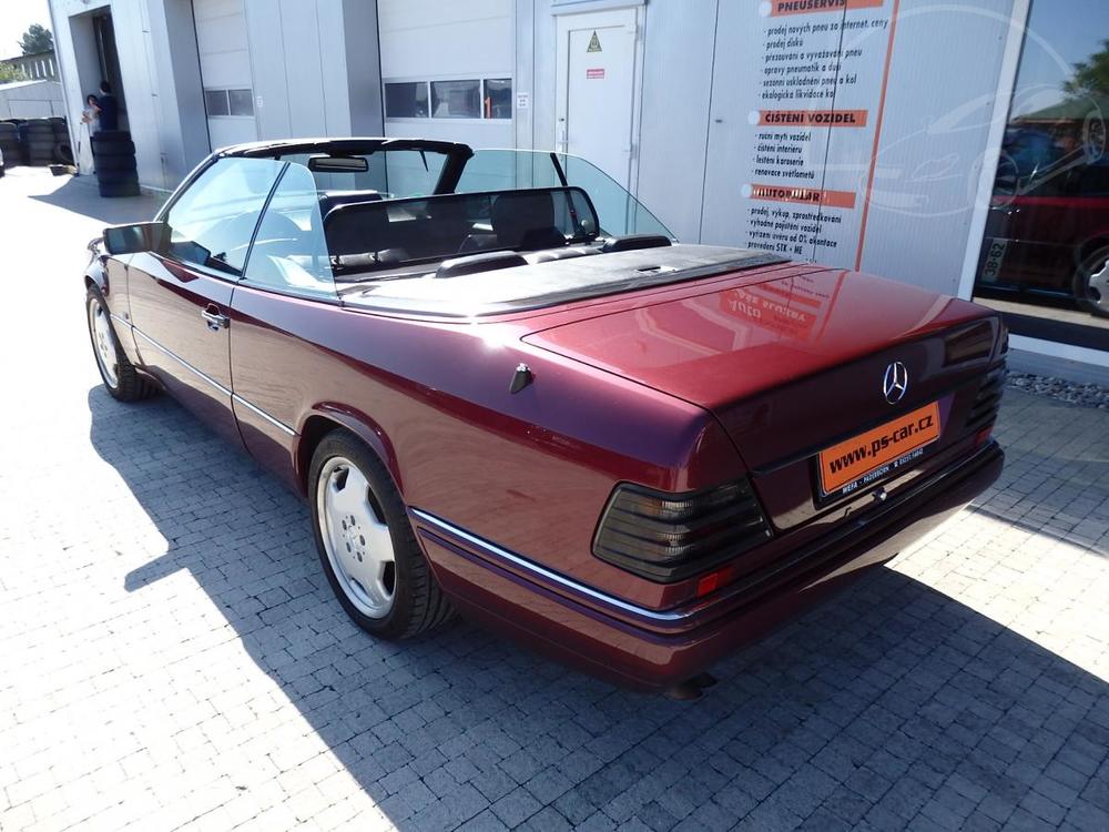 Mercedes-Benz 124 E320 CABRIO 162 kW