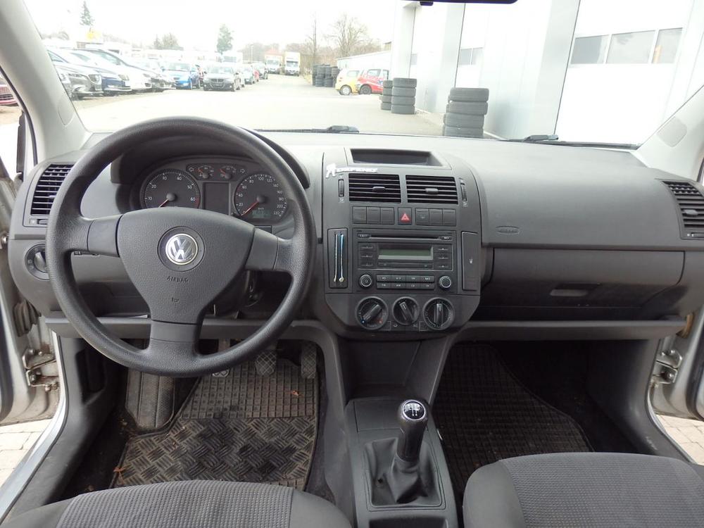 Volkswagen Polo 1,2i 1.MAJITEL, 63190km