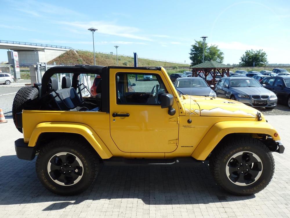 Jeep Wrangler 2,8 CRD RUBICON, 2x STECHA