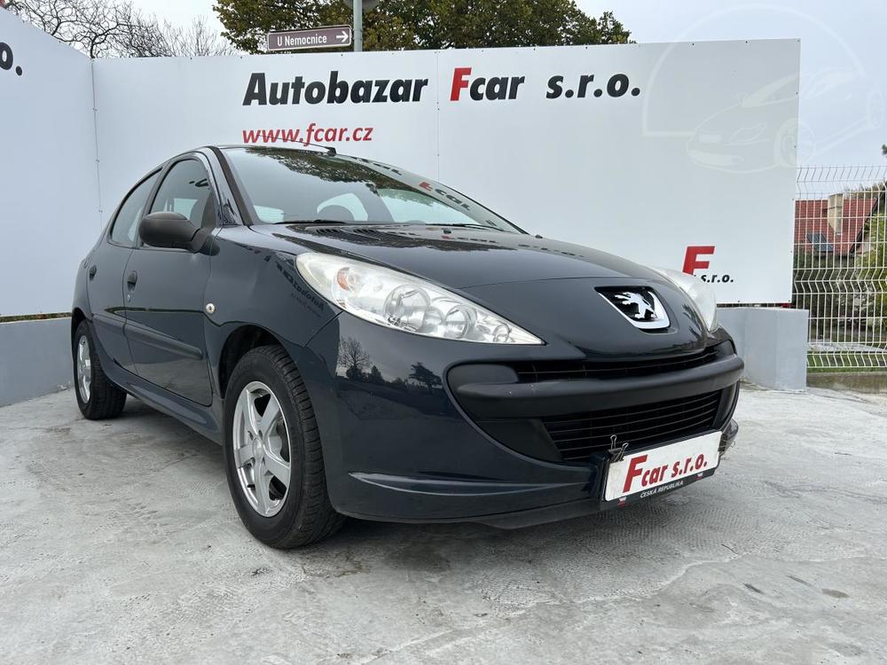 Prodm Peugeot 206 1,2i 44kW rezervace