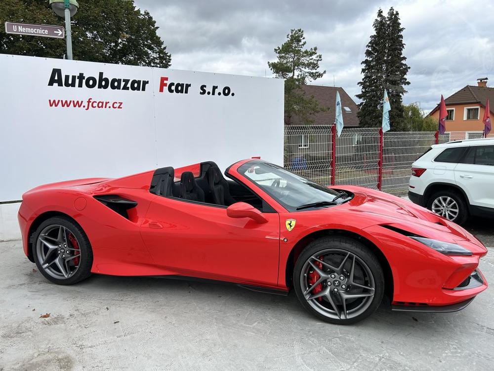 Ferrari  Spider Carbon