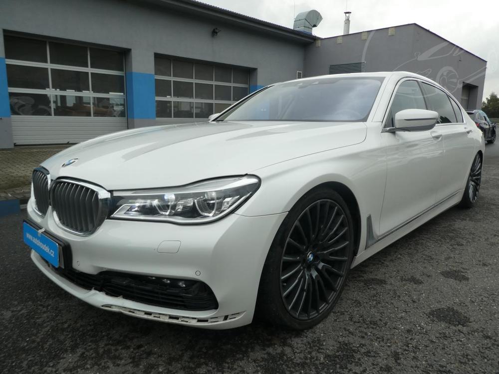 BMW 750 Li 330kW xDrive HEAD-UP