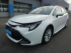 Toyota Corolla Kombi 1,8i hybrid navigace