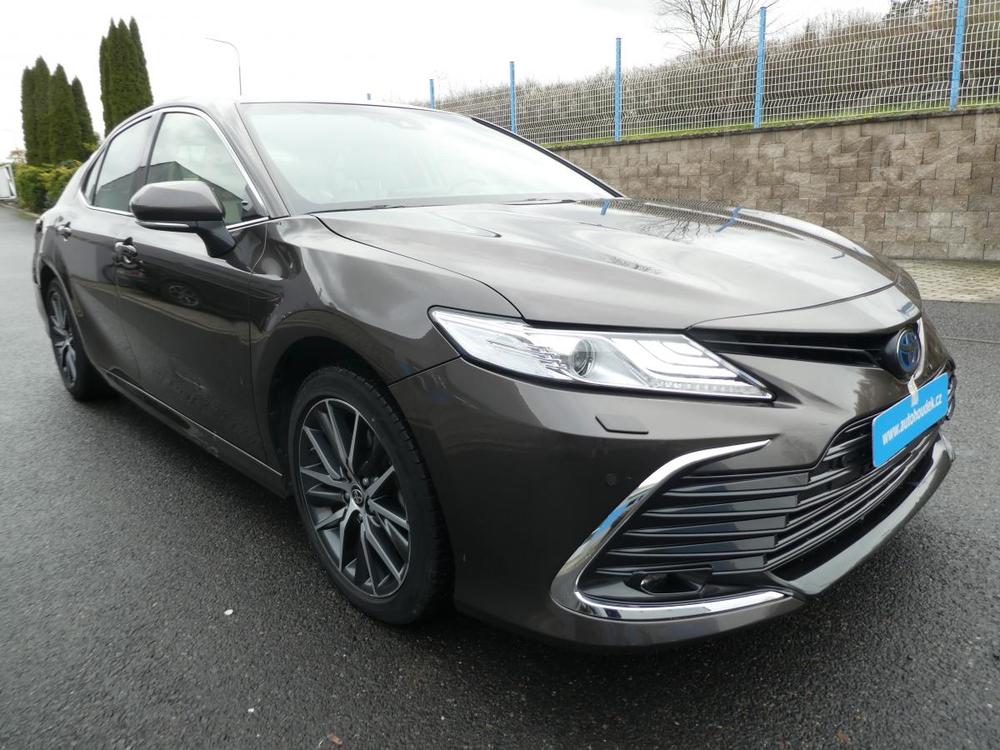 Toyota Camry 2,5i HYBRID automat navi ke