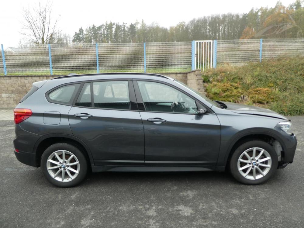 BMW X1 sDrive 18i automat navigace  o