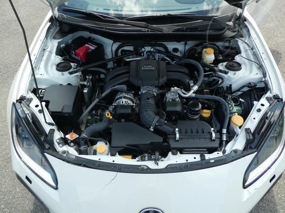 Toyota  2,4i 172kW