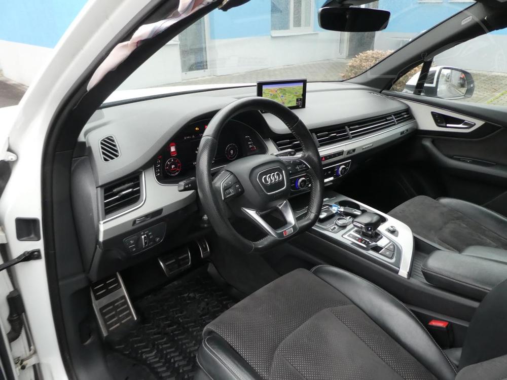 Audi Q7 3.0 TDI SLINE quattro 7 mst