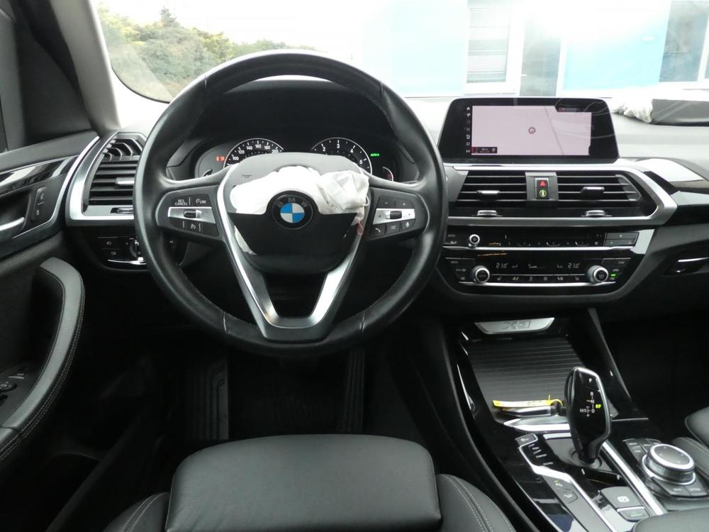 BMW X3 2,0i 135kW XDRIVE X-LINE