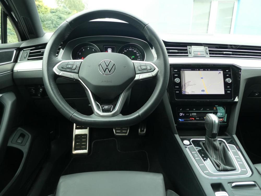 Volkswagen Passat 2,0TSi 140kW R LINE automat