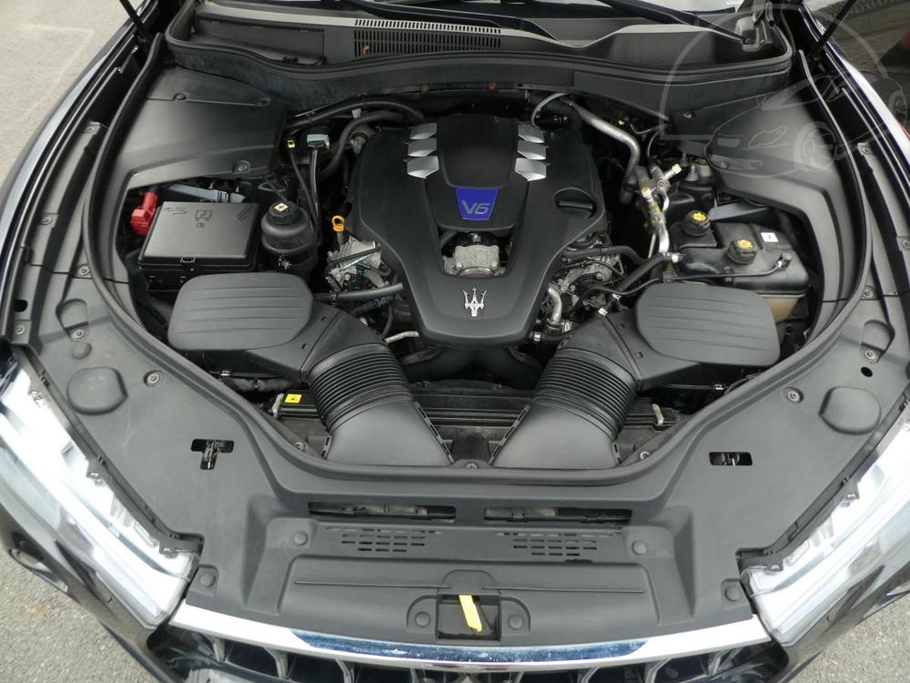 Maserati  SQ4 3,0i 316kW 4x4 ERMENEGILDO