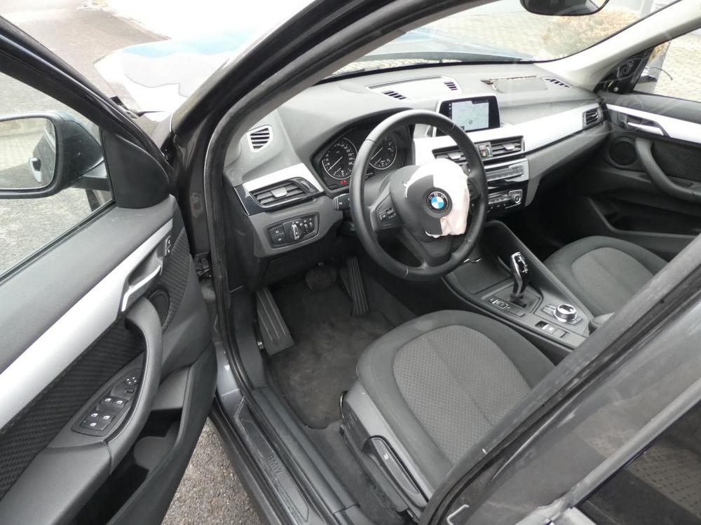 BMW X1 sDrive 18i automat navigace  o