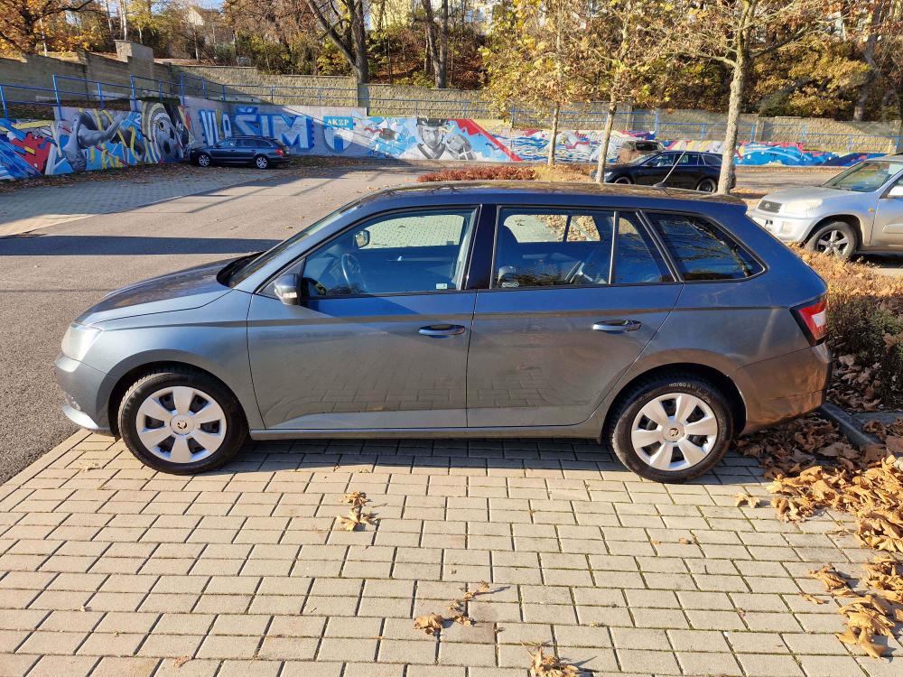 koda Fabia 1,0 TSI, 81kW, servis. kniha