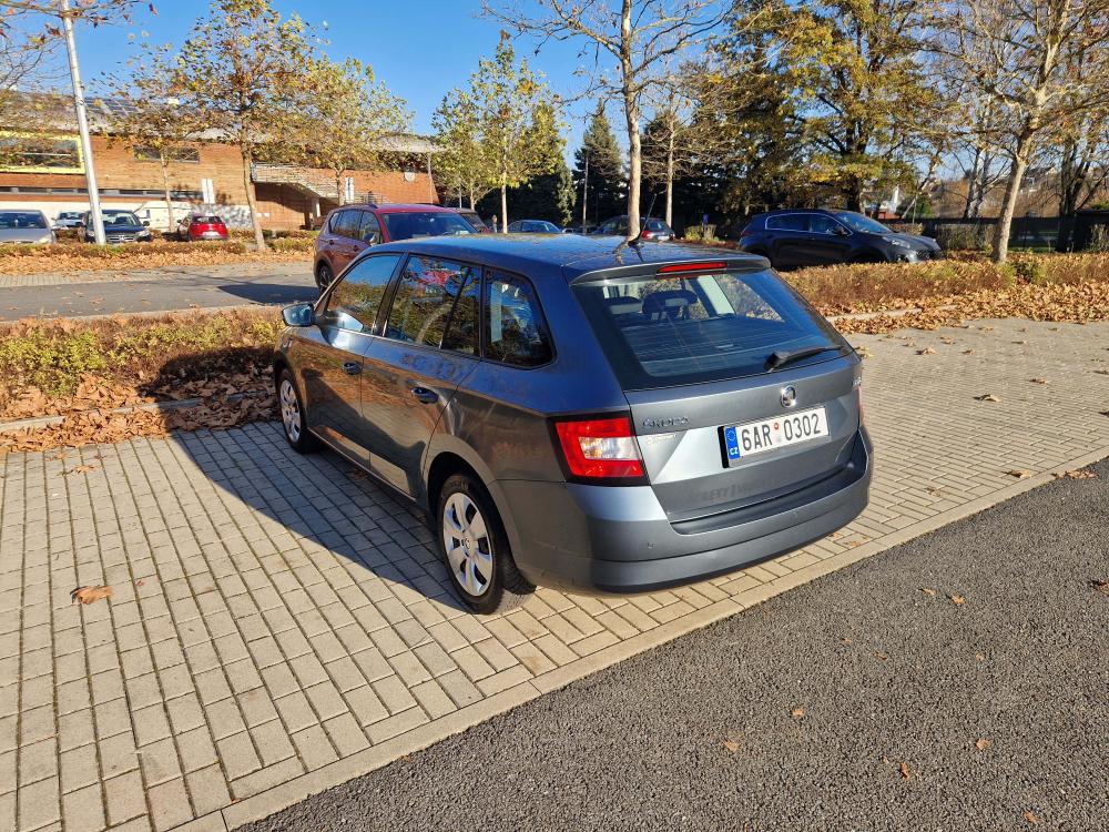 koda Fabia 1,0 TSI, 81kW, servis. kniha