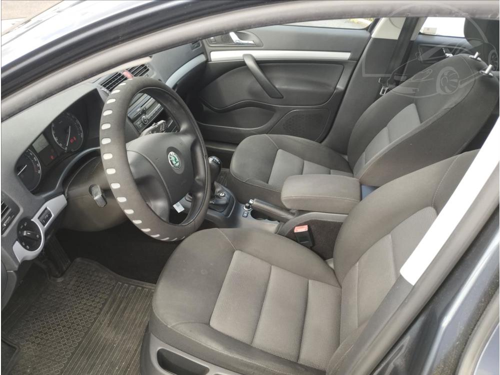 koda Octavia 1,6 Ambiente Combi