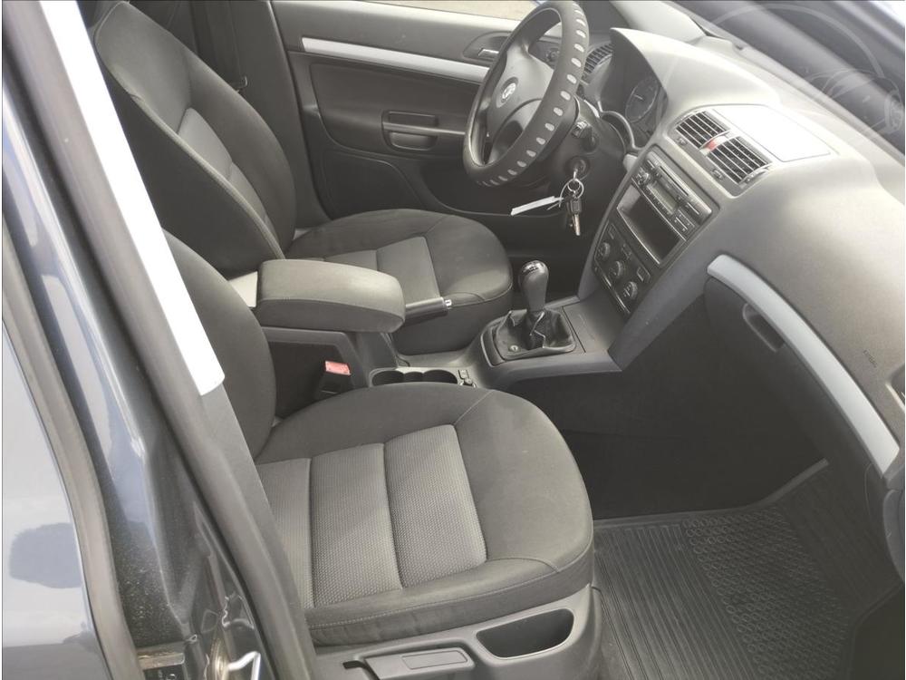 koda Octavia 1,6 Ambiente Combi