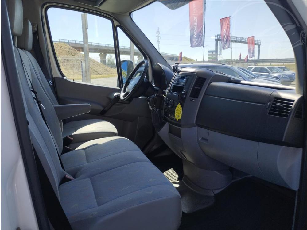 Volkswagen Crafter 2,5 35  TDI 100kW kratky rozvor