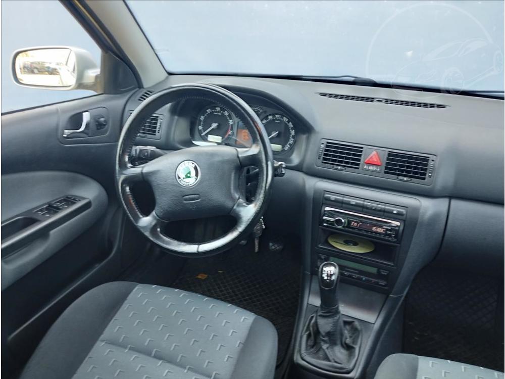 koda Octavia 1,6 Ambiente Combi