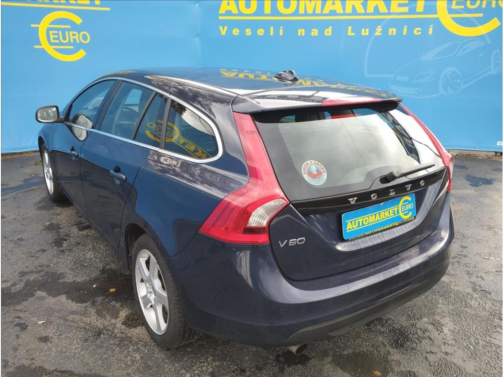 Volvo V60 1,6 D2 MOMENTUM