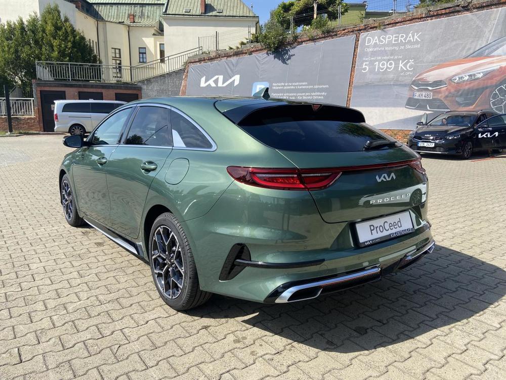 Kia ProCeed 1,5 7DCT GT LINE PLUS DEMO