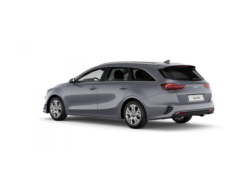 Kia Ceed SW 1,5 T-GDi 7DCT SPIN 2025