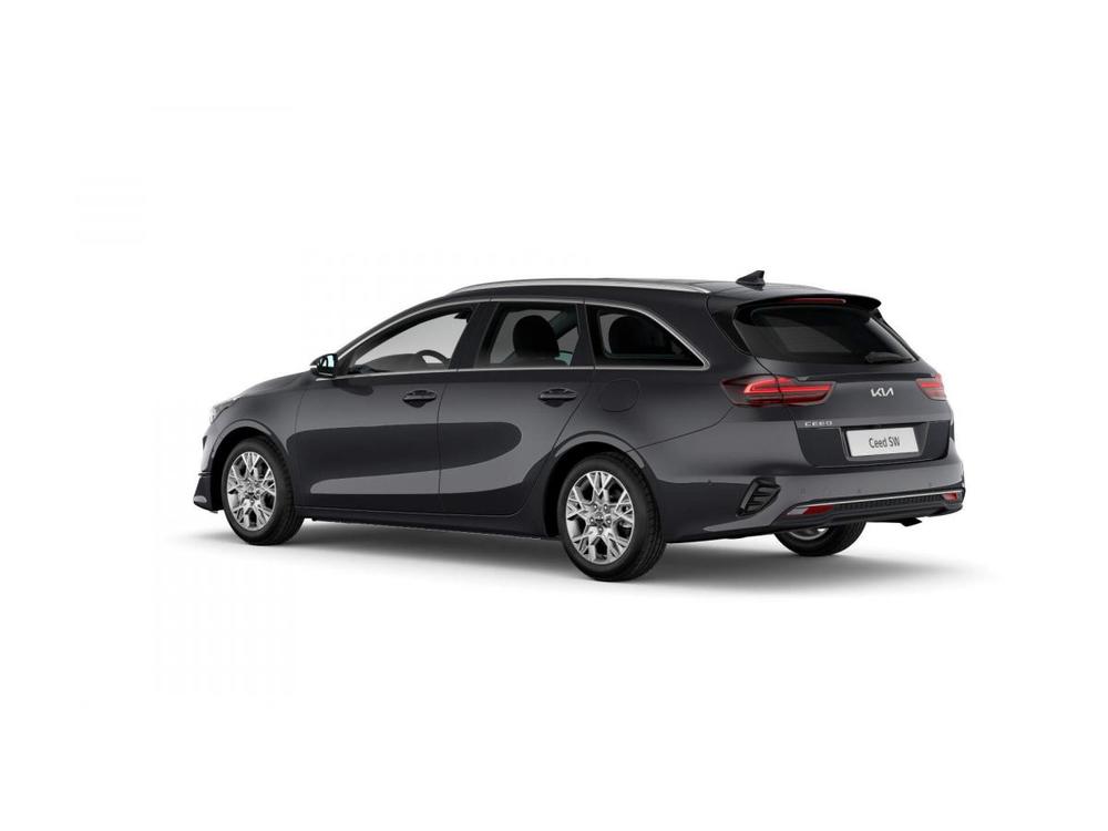 Kia Ceed SW 1,5 T-GDi 7DCT SPIN 2025