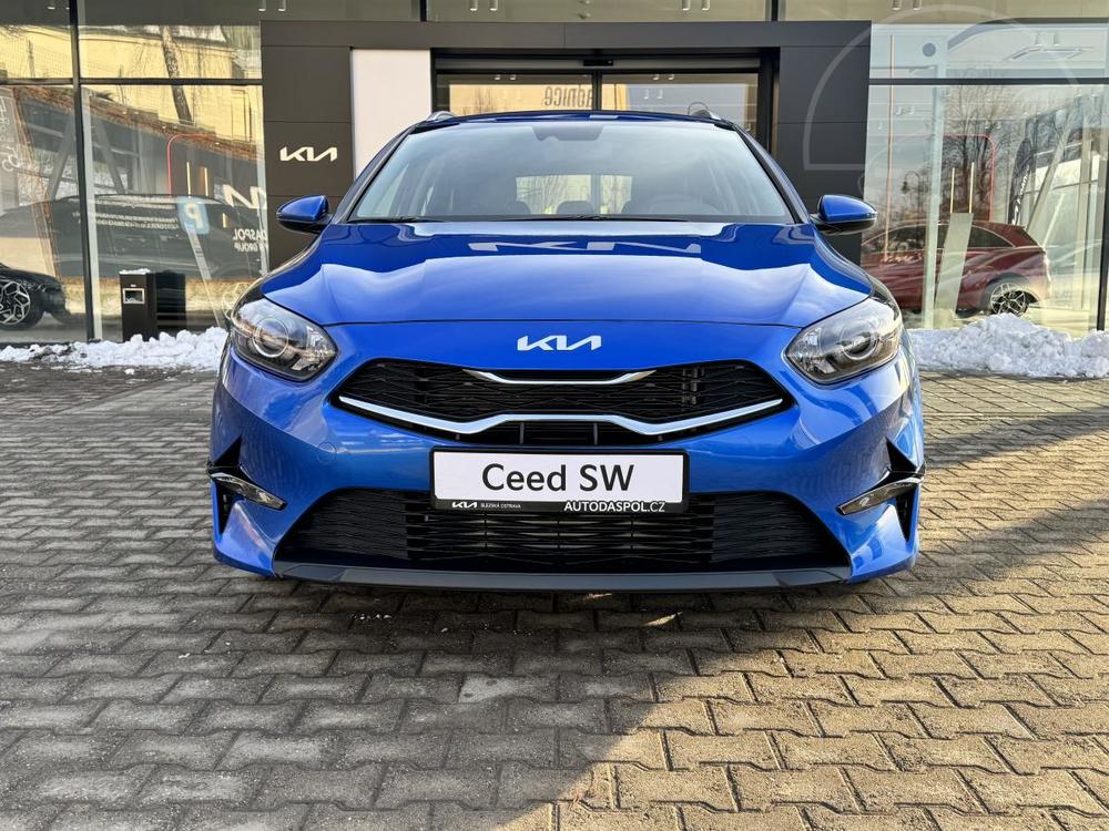 Kia Ceed BLACK FRIDAY SW 1,5 7DCT SPIN