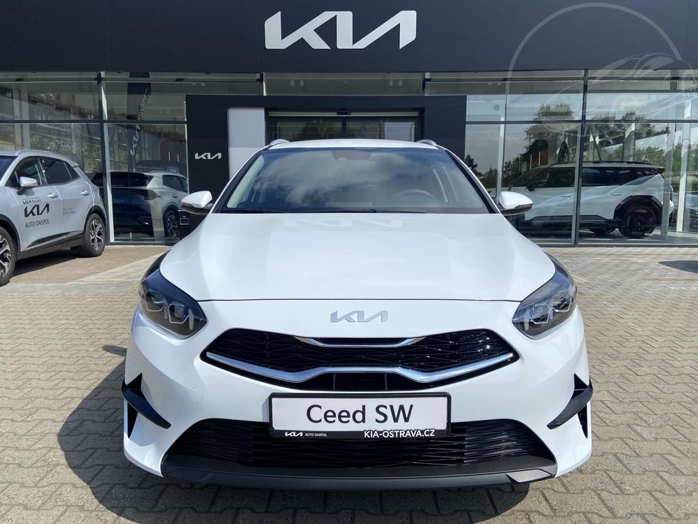 Kia Ceed SW CD 1,5 T-GDi 7DCT TOP 2025