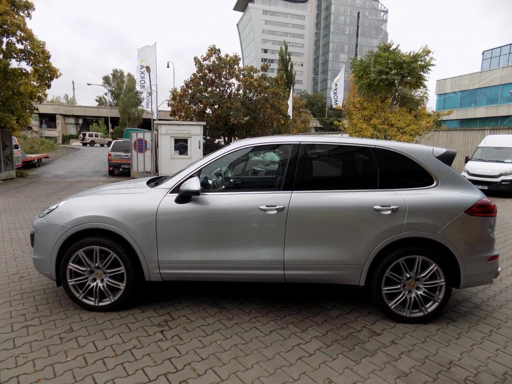 Porsche Cayenne 3.0 TDi Pvod R