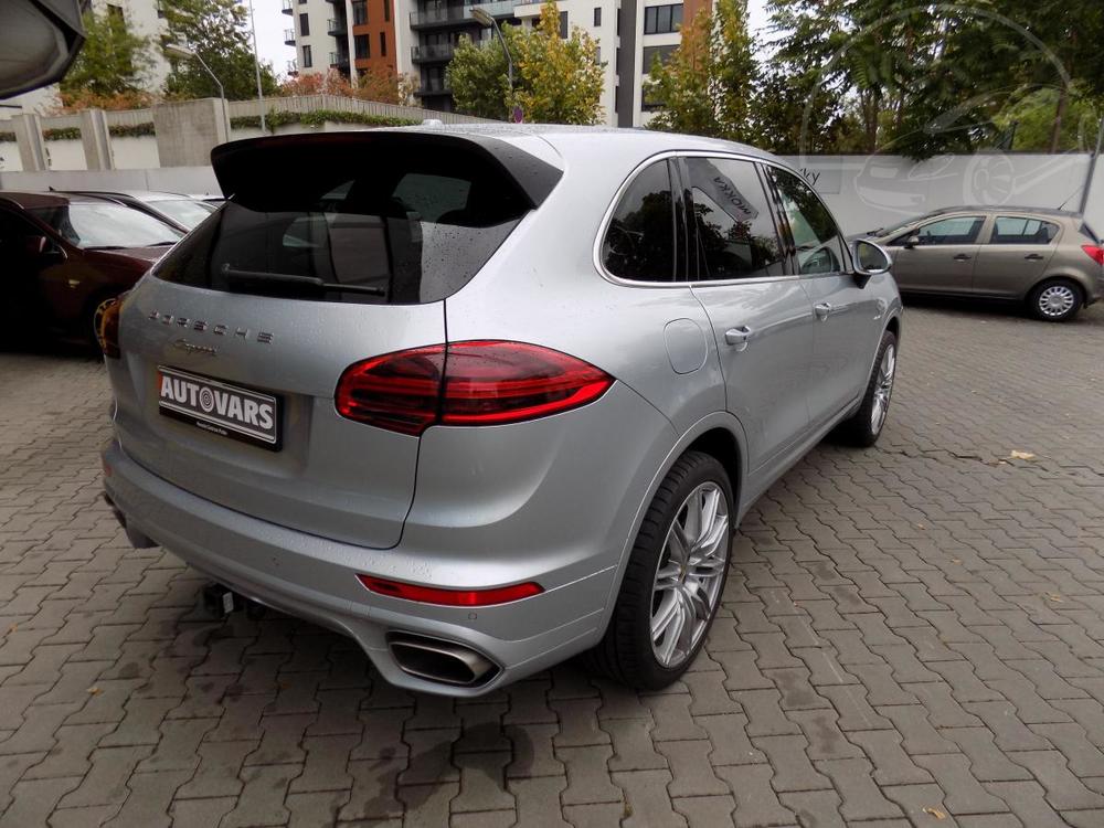 Porsche Cayenne 3.0 TDi Pvod R