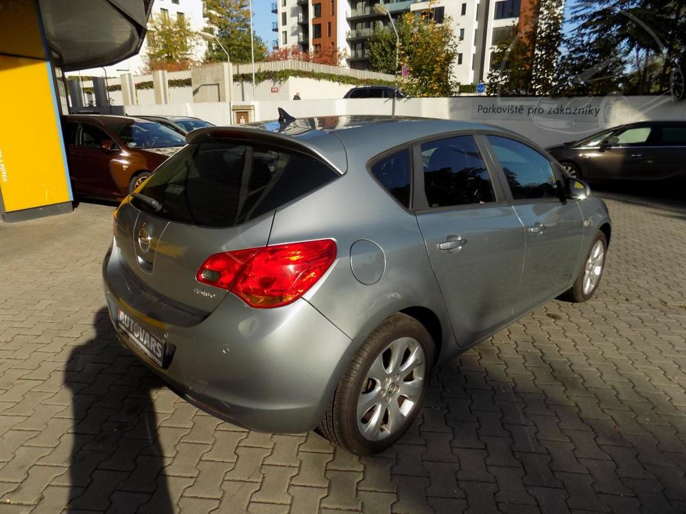 Opel Astra 1.4 Turbo Pvod R