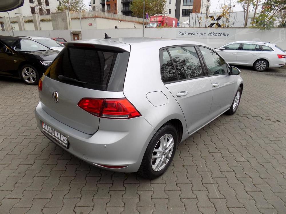 Volkswagen Golf 1.6 TDi