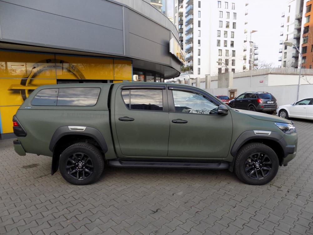 Toyota Hilux 