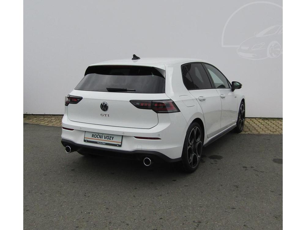 Volkswagen Golf GTI 2,0 TSI 7DSG