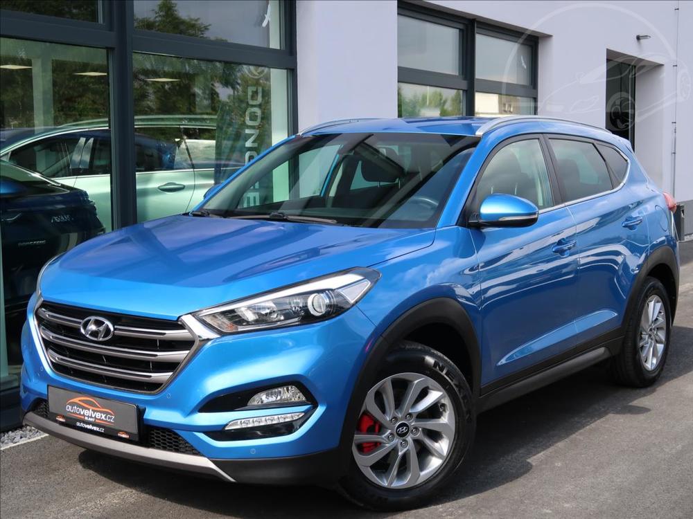 Prodm Hyundai Tucson 1,7 CRDI,85kW,Trikolor,navigac