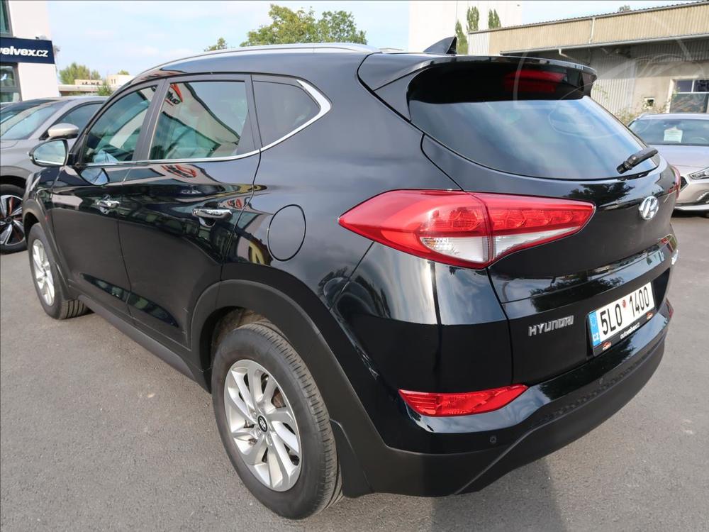 Hyundai Tucson 1,7 CRDI,85kW,Trikolor,1majR