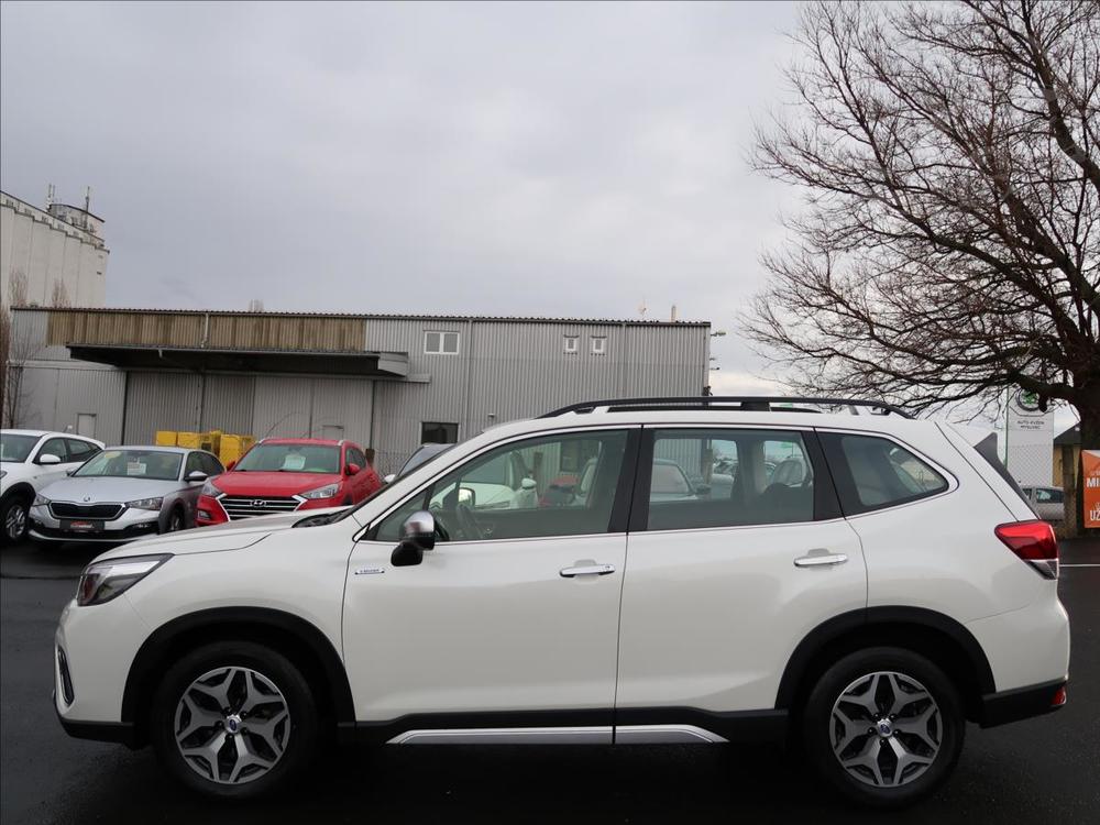 Subaru Forester 2,0 e-Boxer,110kW,1maj,4x4,DPH