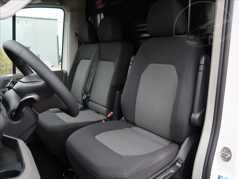 Volkswagen Crafter 2,0 TDi,103kW,L3H3,NovR,DPH