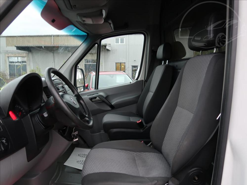 Volkswagen Crafter 2,0 TDi,100kW,L4H3,STK03/2026