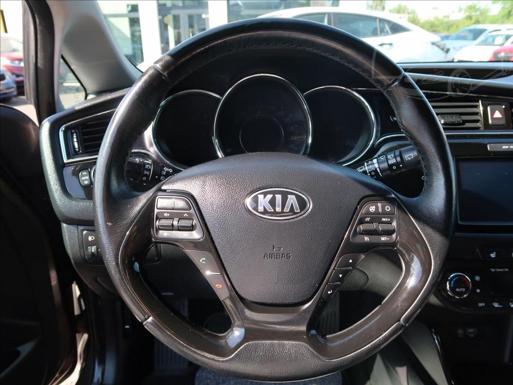 Kia Ceed 1,6 GDi,99kW,Exclusive,NovR