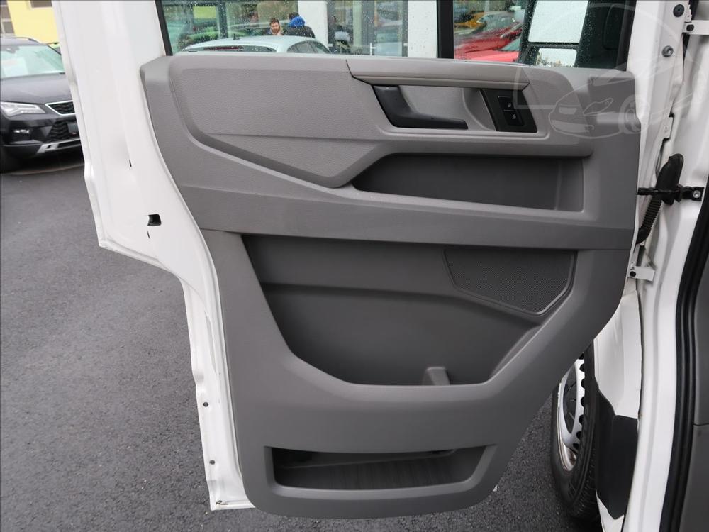 Volkswagen Crafter 2,0 TDi,103kW,L3H2,1majR,DPH