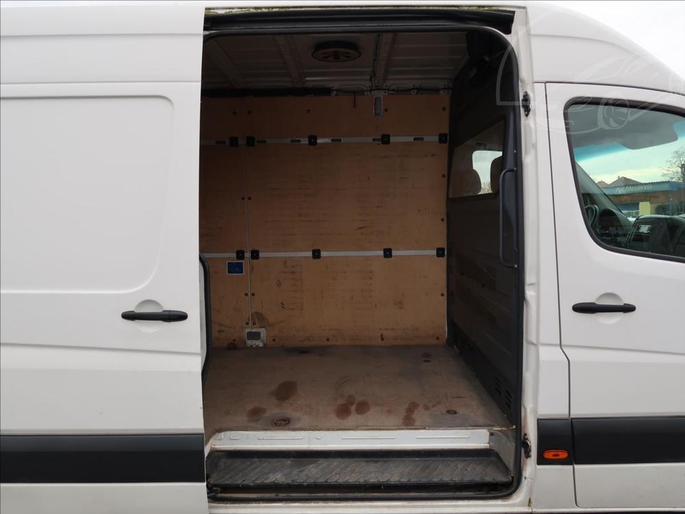 Volkswagen Crafter 2,0 TDi,100kW,L4H3,STK03/2026