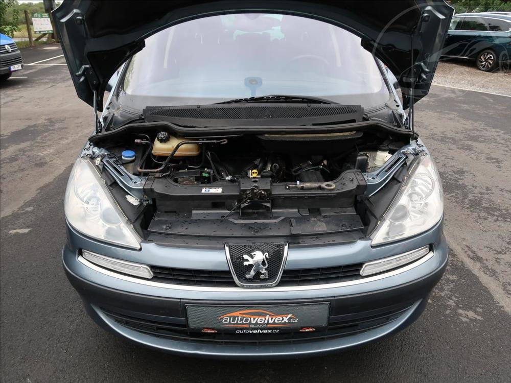 Peugeot 807 2,0 HDI,80kW,Aut.klima,2xkola